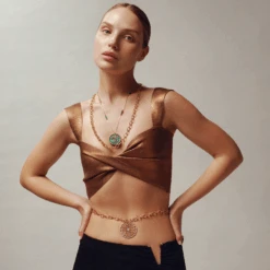 CHAIN GOLD PATTERNED NECKLACE -Bee Goddess 12 65959e44 8f5f 47dc b07f e6a62888ecc1