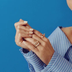 HONEYCOMB GOLD DIAMOND RING -Bee Goddess 36 9dd25907 d37e 4b07 b590 0a6da0d730e8