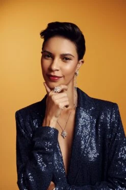 NORTH STAR 18K GOLD DIAMOND LARGE NECKLACE -Bee Goddess AAAAAAAAAAA 051ce4a0 fa45 4596 b385 740b9b131209