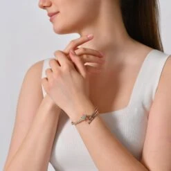 SIRIUS STAR 18K GOLD DIAMOND CLAMP BRACELET -Bee Goddess BESLIY18KSBPRKGBL 3 1 b3bc10f3 8cd4 4989 8551 0fa76f84ff42