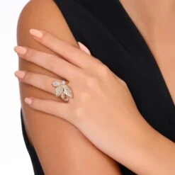 GLORIA 18K GOLD DIAMOND RING -Bee Goddess GLR18K5YSFPGYZ 7825f3ba 0f3d 475d b60a 6bda07f2d46a