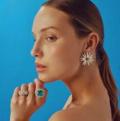 QUEEN BEE HANIA 18K GOLD DIAMOND RING 13 QUEEN BEE HANIA 18K GOLD DIAMOND RING -Bee Goddess STATEMENTEARRING