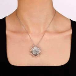 JARDIN STAR 18K GOLD DIAMOND XLARGE NECKLACE -Bee Goddess jardin star 18k gold diamond xlarge necklace