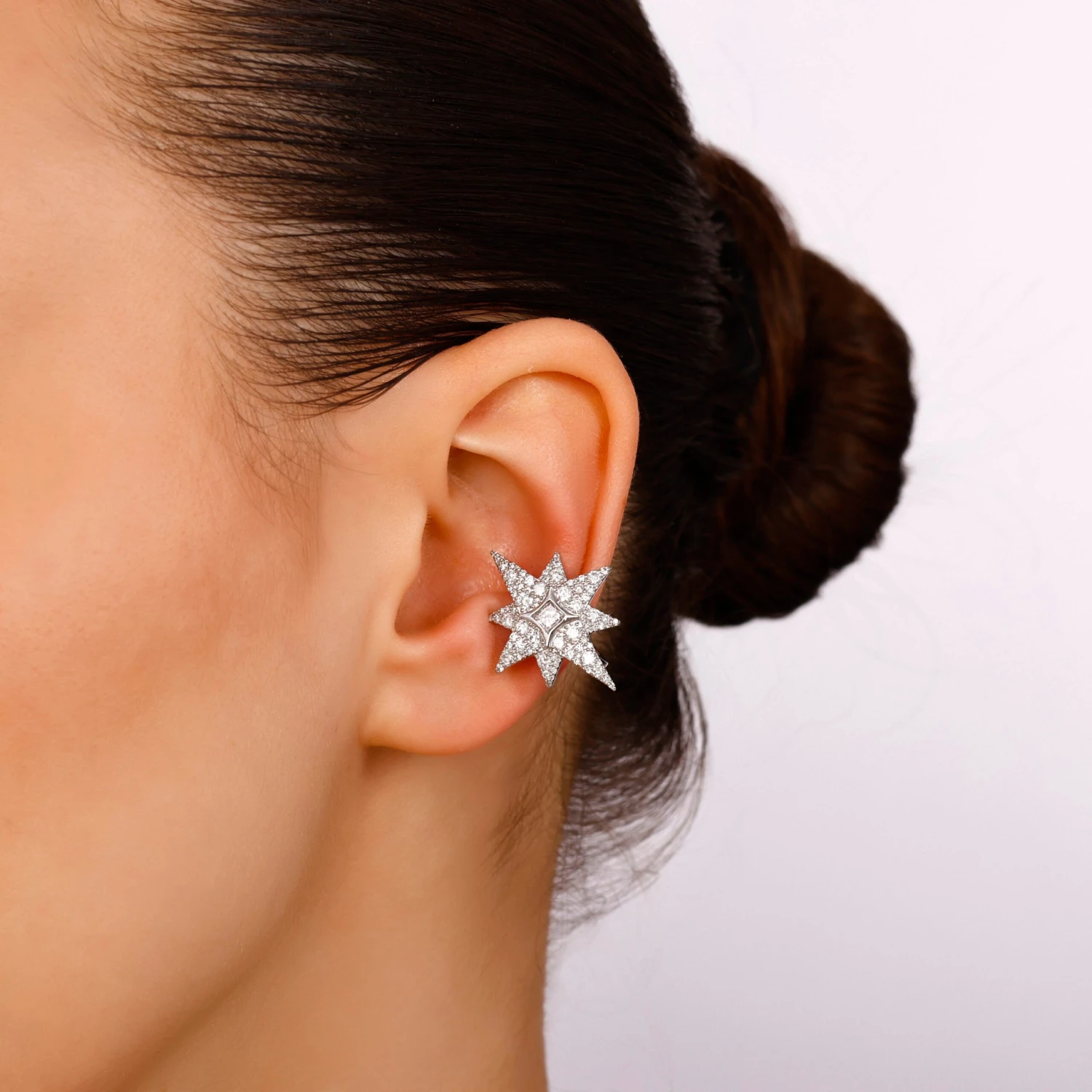 NORTH STAR PAVÊ GOLD DIAMOND EAR CUFF 4 NORTH STAR PAVÊ GOLD DIAMOND EAR CUFF - Image 2