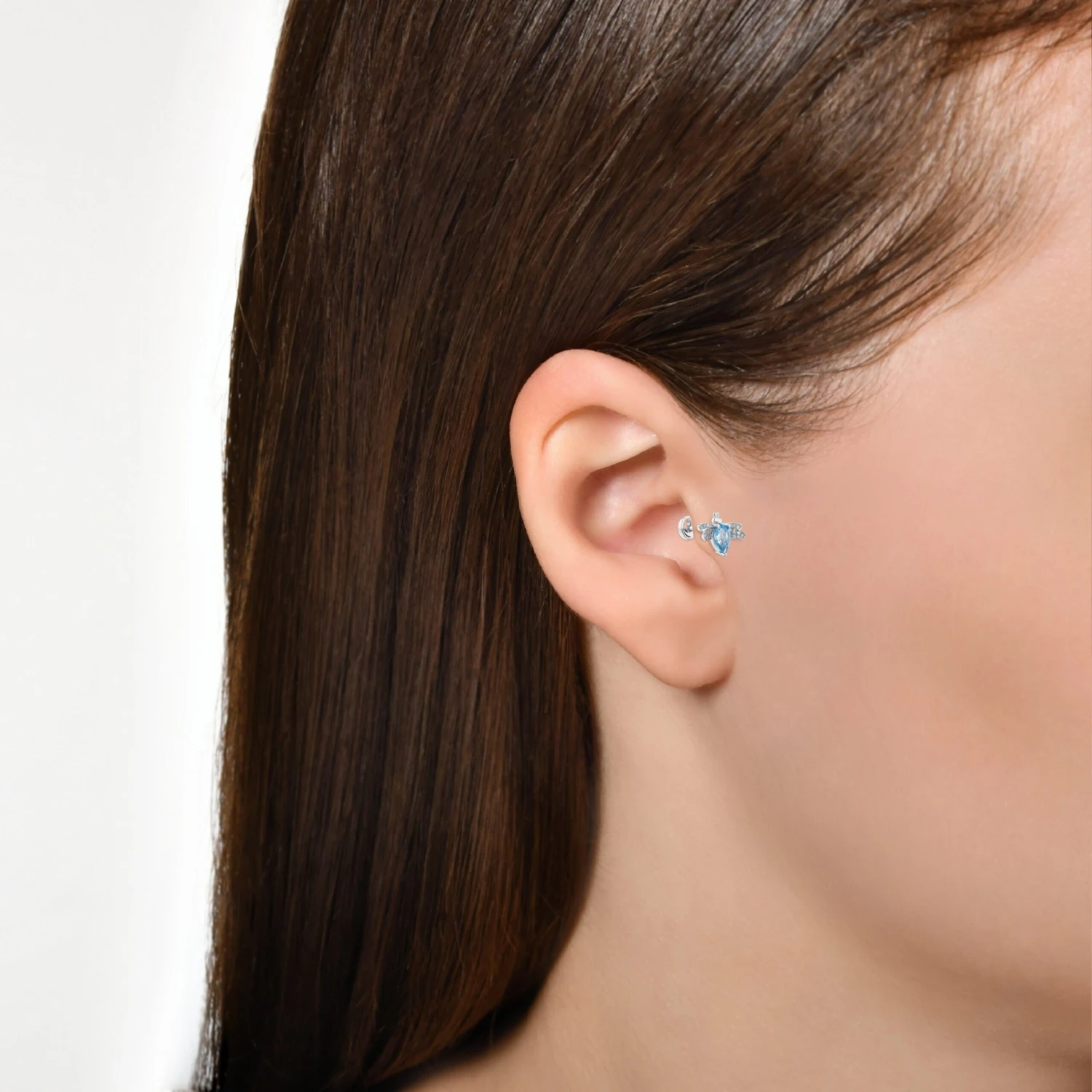 QUEEN BEE BELLA GOLD DIAMOND BLUE TOPAZ PIERCING 5 QUEEN BEE BELLA GOLD DIAMOND BLUE TOPAZ PIERCING - Image 3